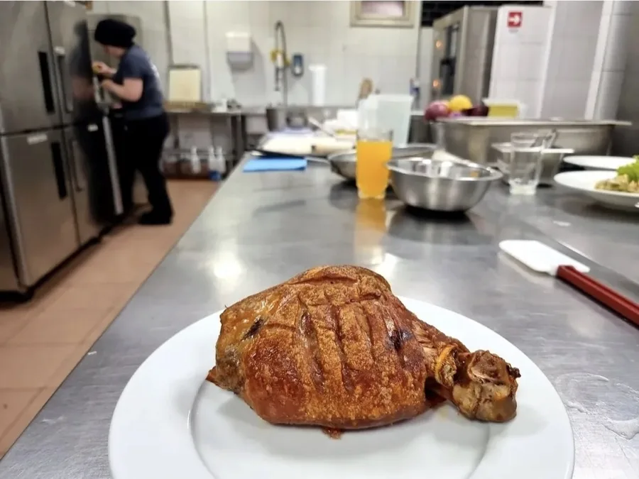 Asesoría Receta Pernil de Cerdo — Club Alemán Tropera